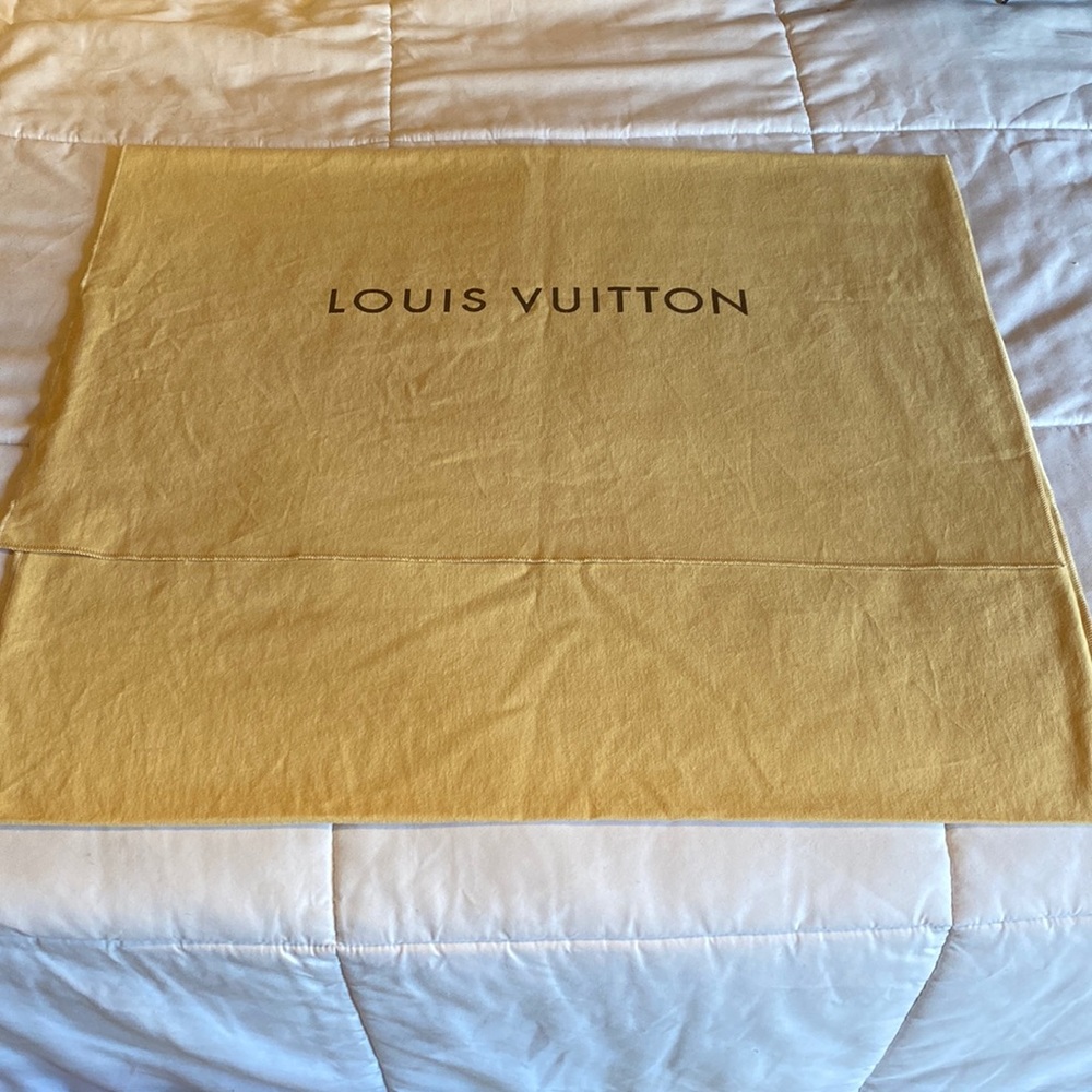 Large LOUIS VUITTON Cloth Dust Bag
